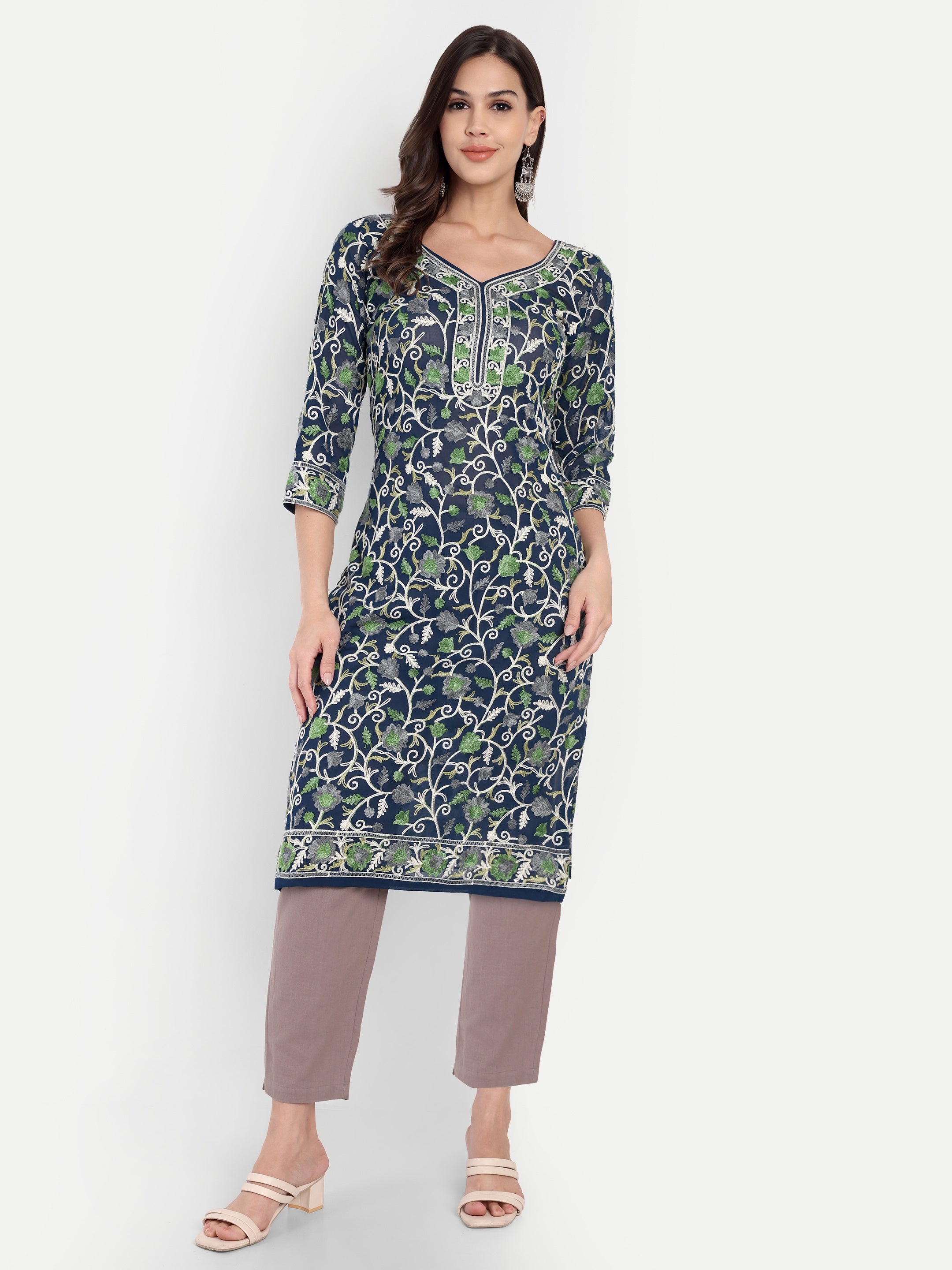 Khwaab-e-Neel Kurti