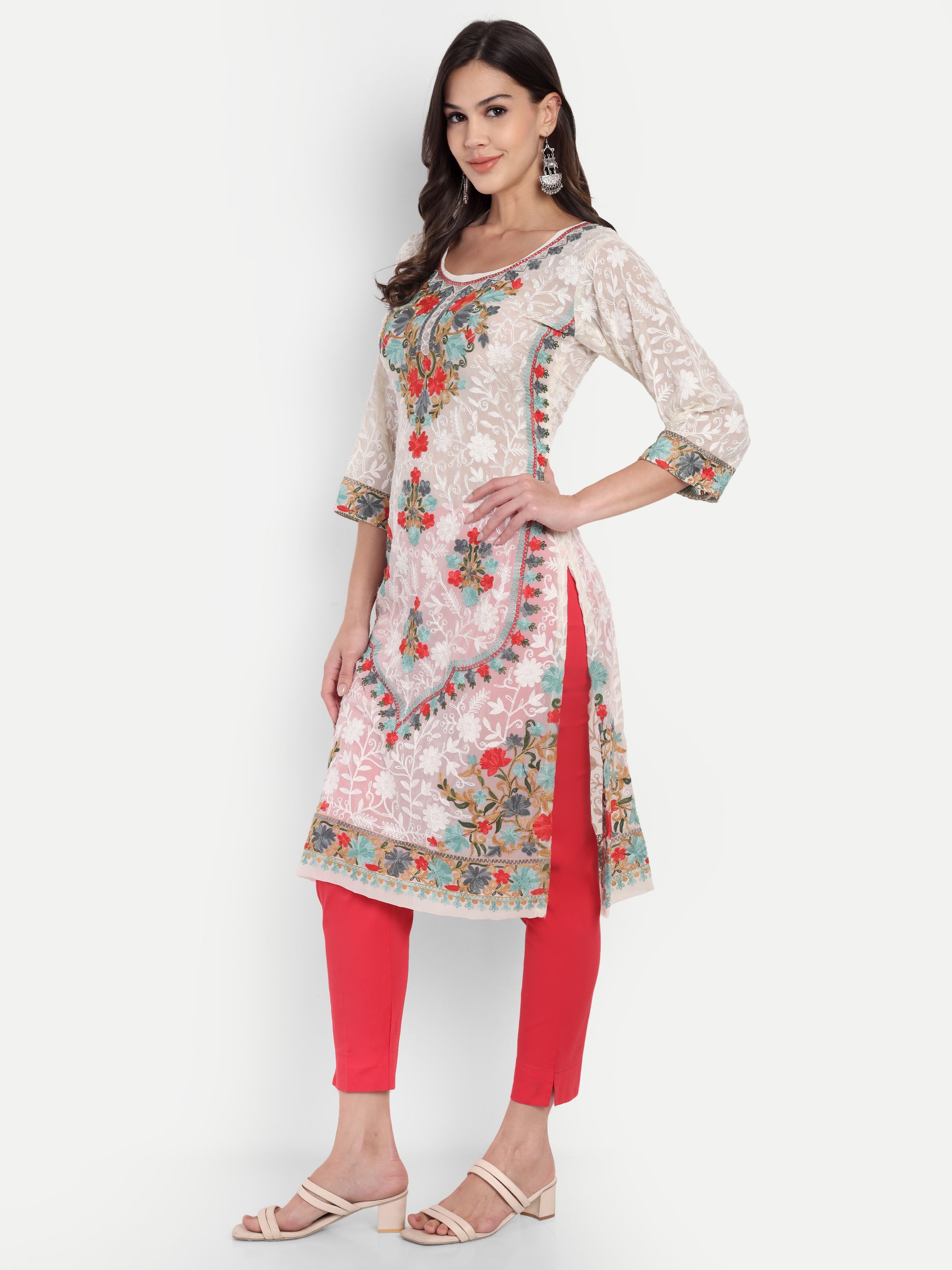 Gulnaar Kurti