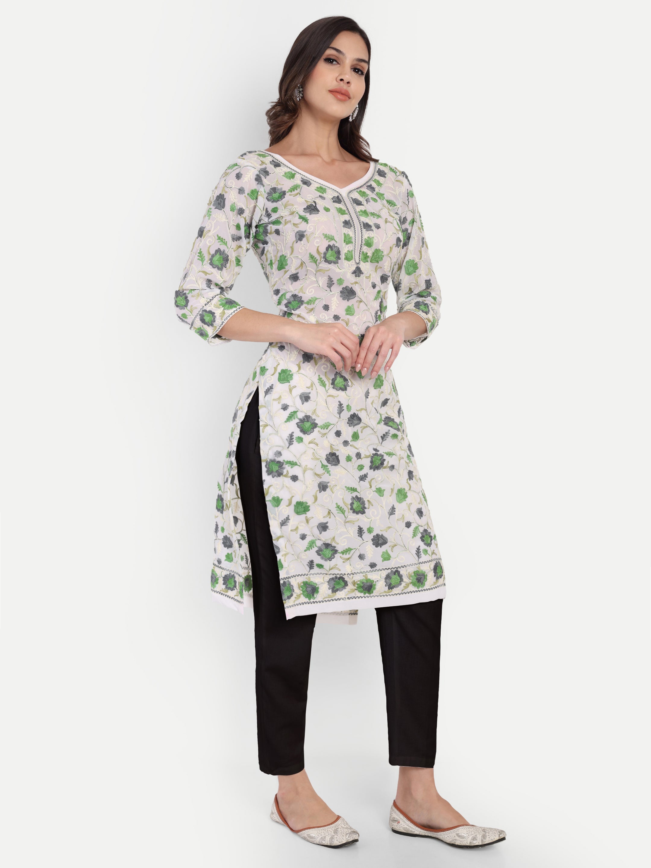 Khwaab-e-Dhaani Kurti