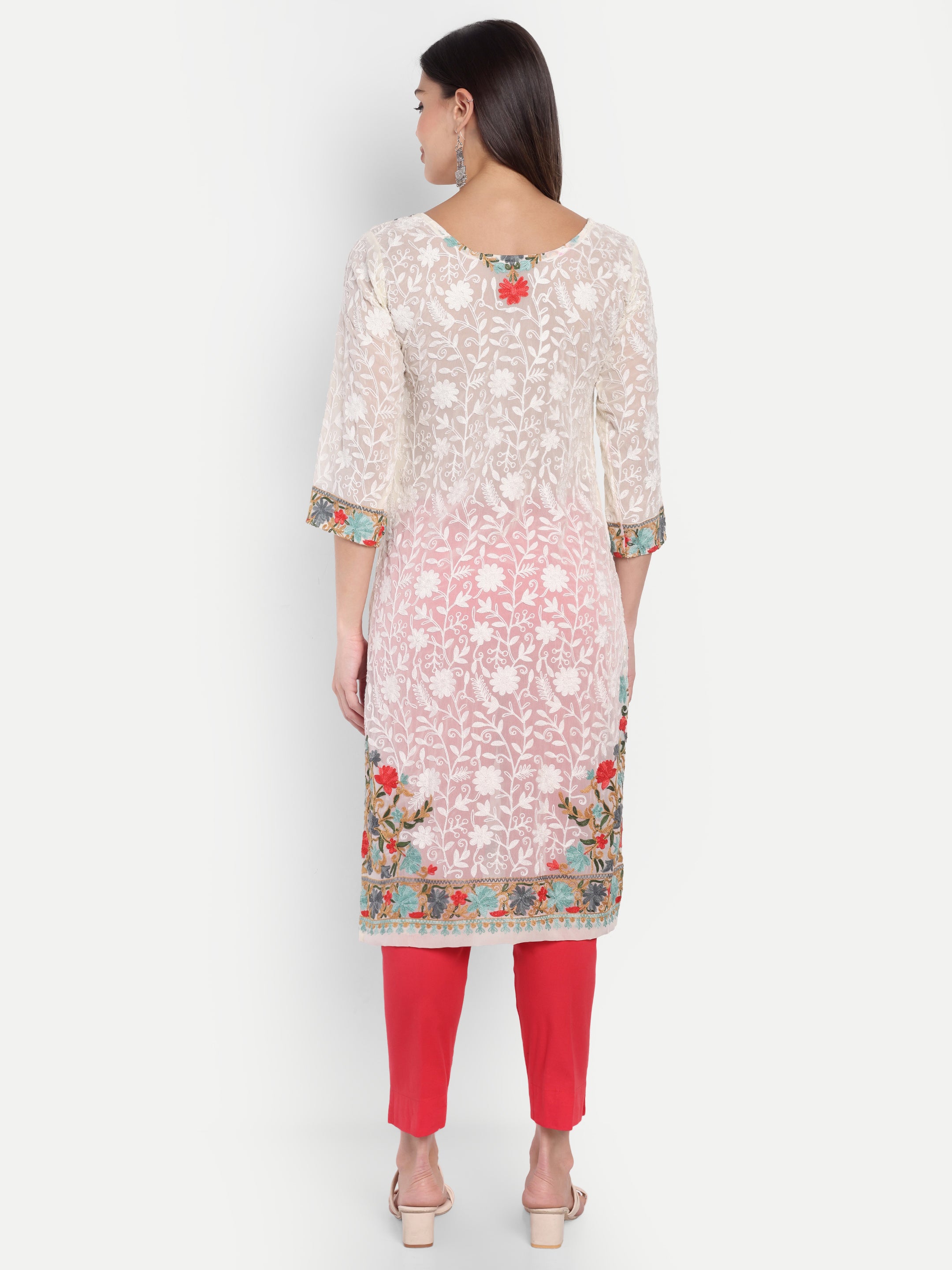 Gulnaar Kurti