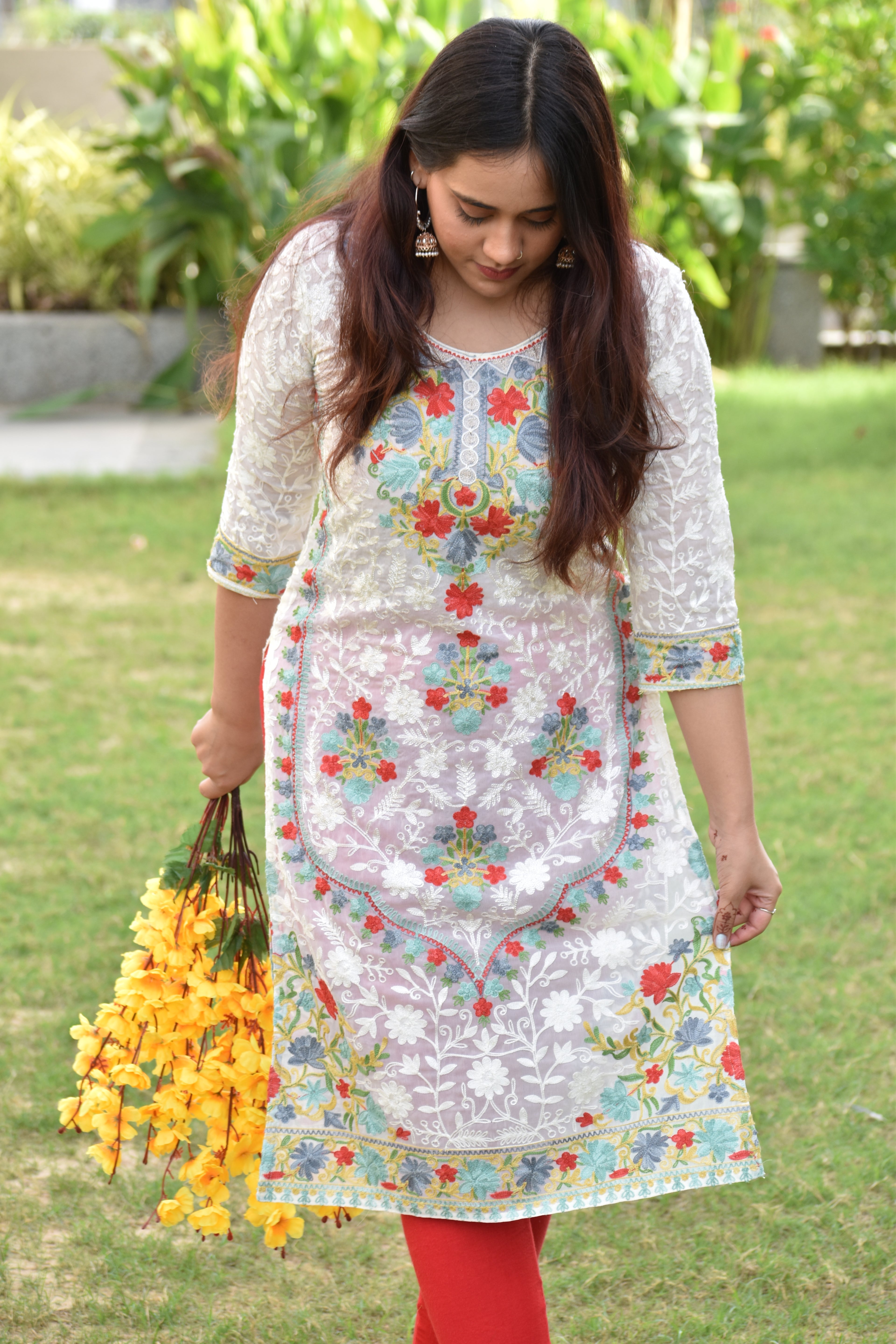 Gulnaar Kurti