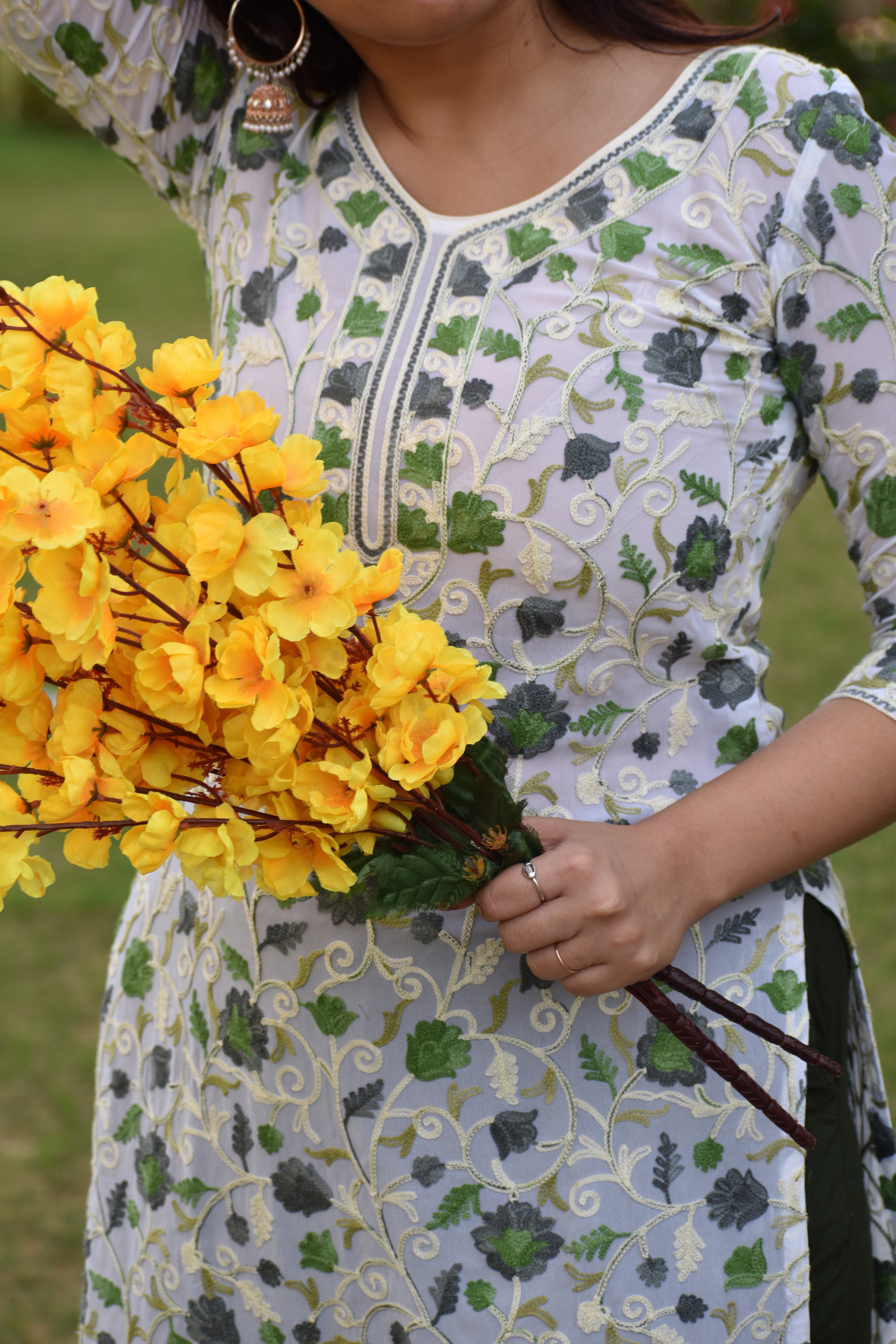 Khwaab-e-Dhaani Kurti